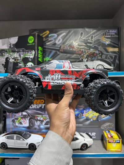 Hobby Grade Car 60 km/hr Speed/Brushless Motors/4x4/Off Road Car