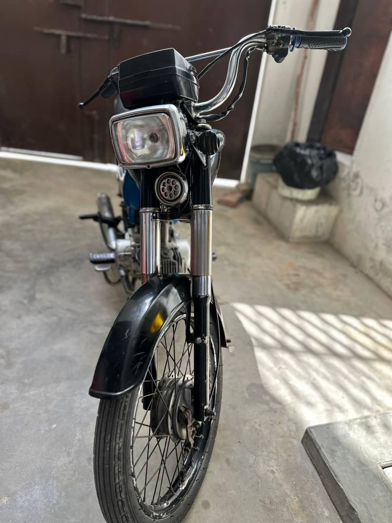 unique 70cc 2016 model 0