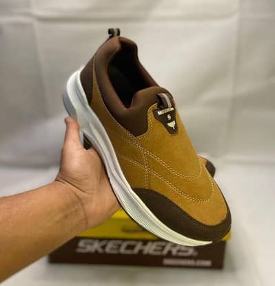 Men's mustard Skechers Eva causal slip-on shoes