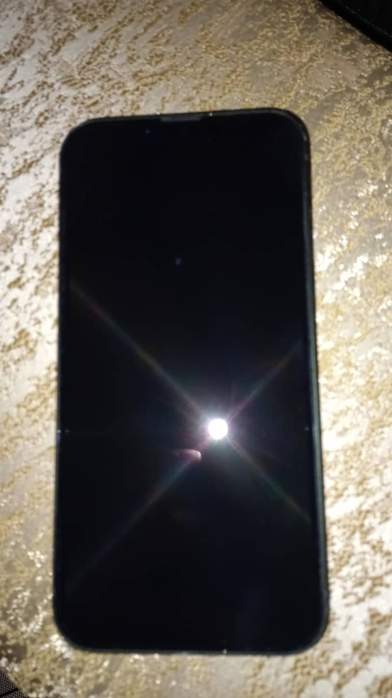 Apple iPhone 13 1