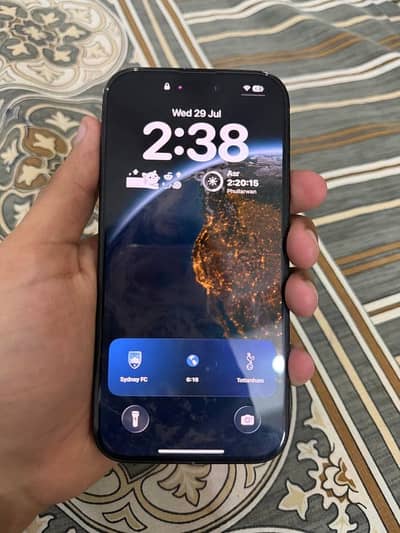 Apple iPhone 15