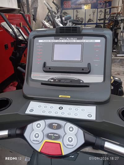 treadmill/treadmil/running machine / runing machine
