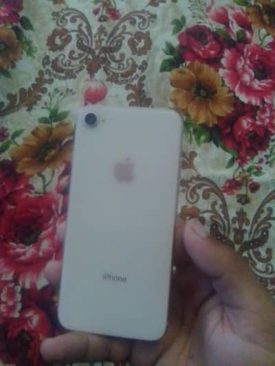 Apple iPhone 8