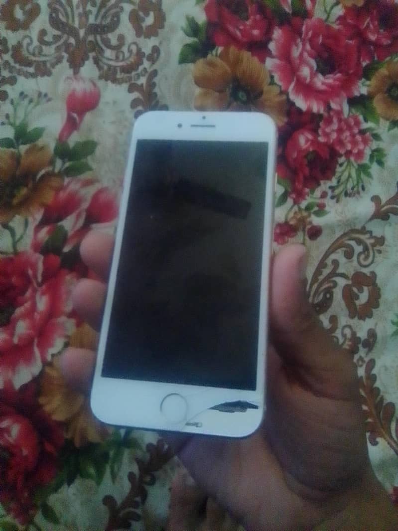 Apple iPhone 8 1