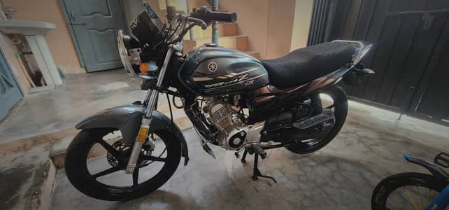 Yamaha YB 125Z-DX 2024