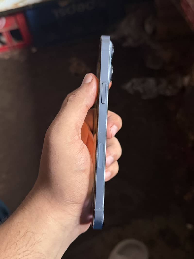 Apple iPhone 13 Pro Max 5