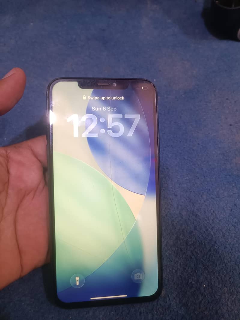Apple iPhone 11 Pro Max 1