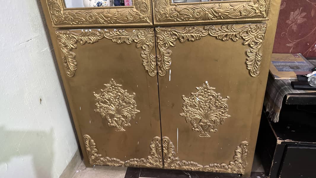 Almari / Wardrobe 4