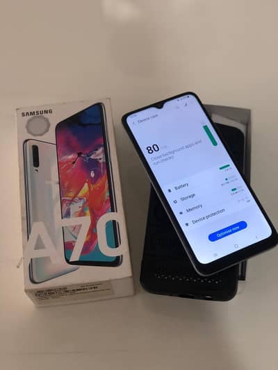 Samsung A70 6 / 128 Gb