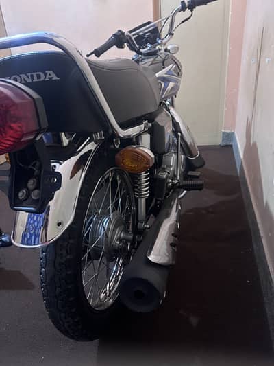 Honda CG 125 2025 Model – Excellent Condition | Genuine Buyers