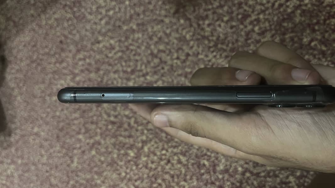 Apple iPhone 11 1