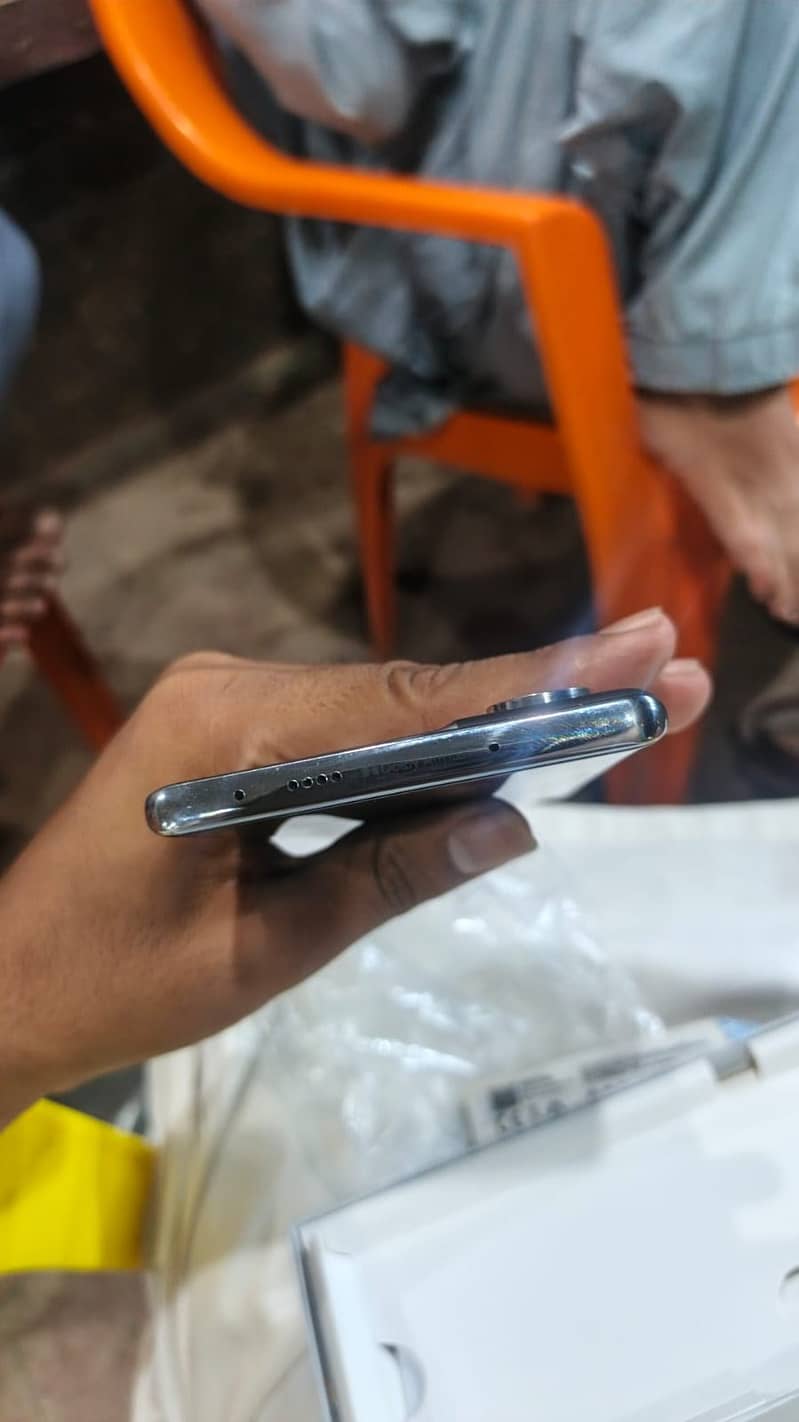Tecno CAMON 40 Pro 0