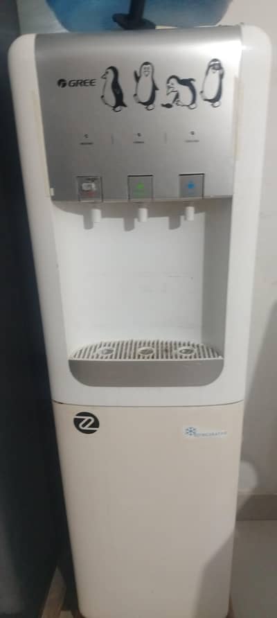 GREE Water Dispenser Hot Cold Normal 3 Tap - Good Condition