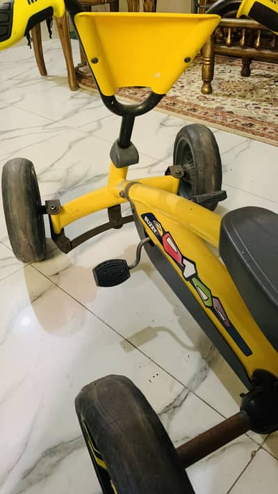 Four wheel bicycle