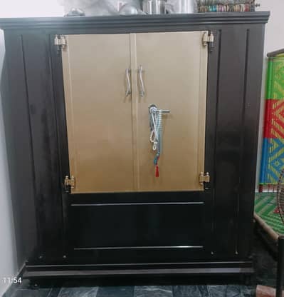 Almari / Peta / cupboard