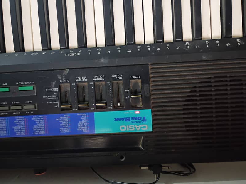 Casio CT-615 2