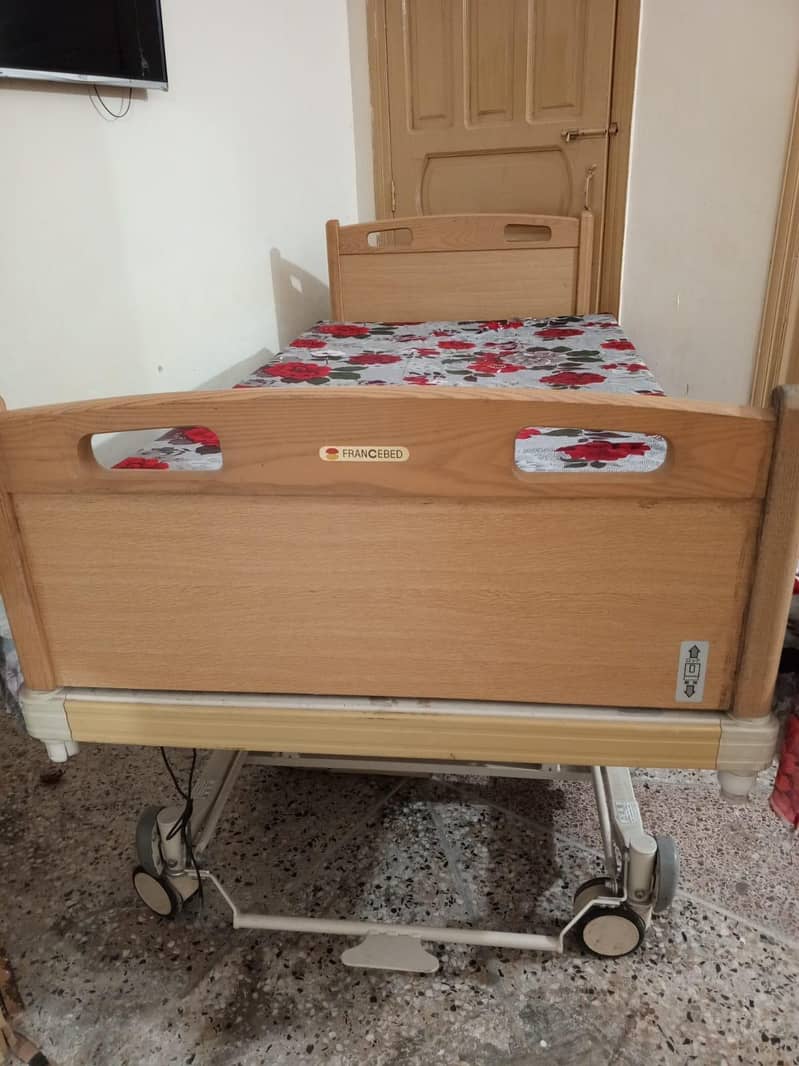 patient Bed 0