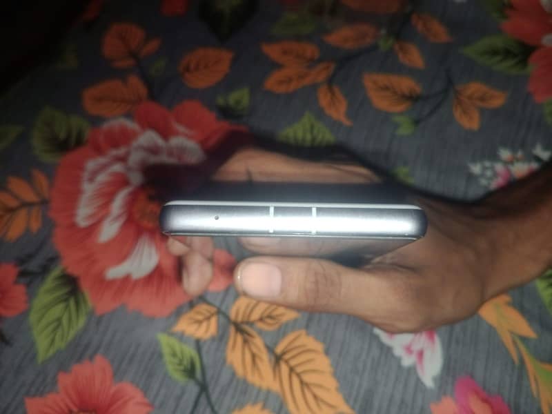 Google Pixel 7a 3
