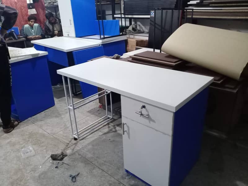 office table,workstation,table with storage 4