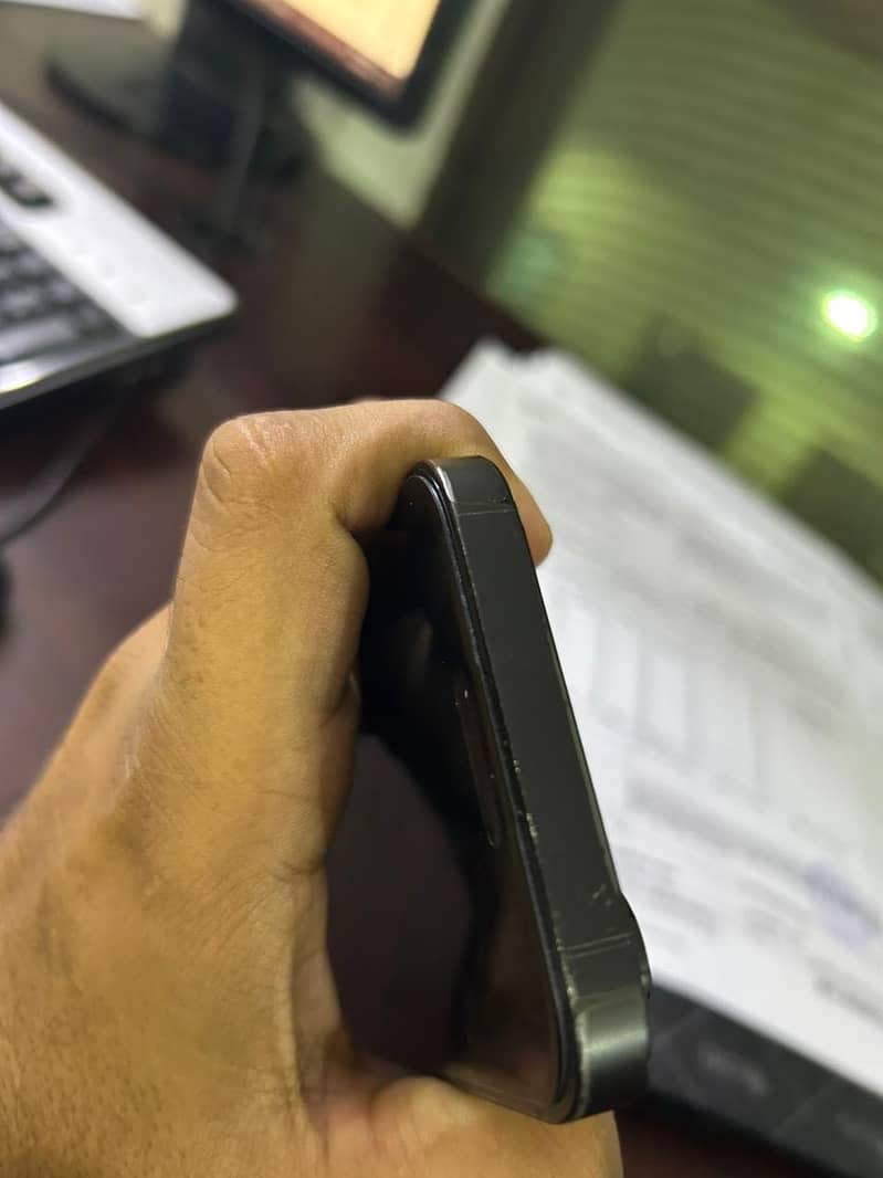 Apple iPhone 14 Pro 4