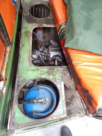auto rickshaw