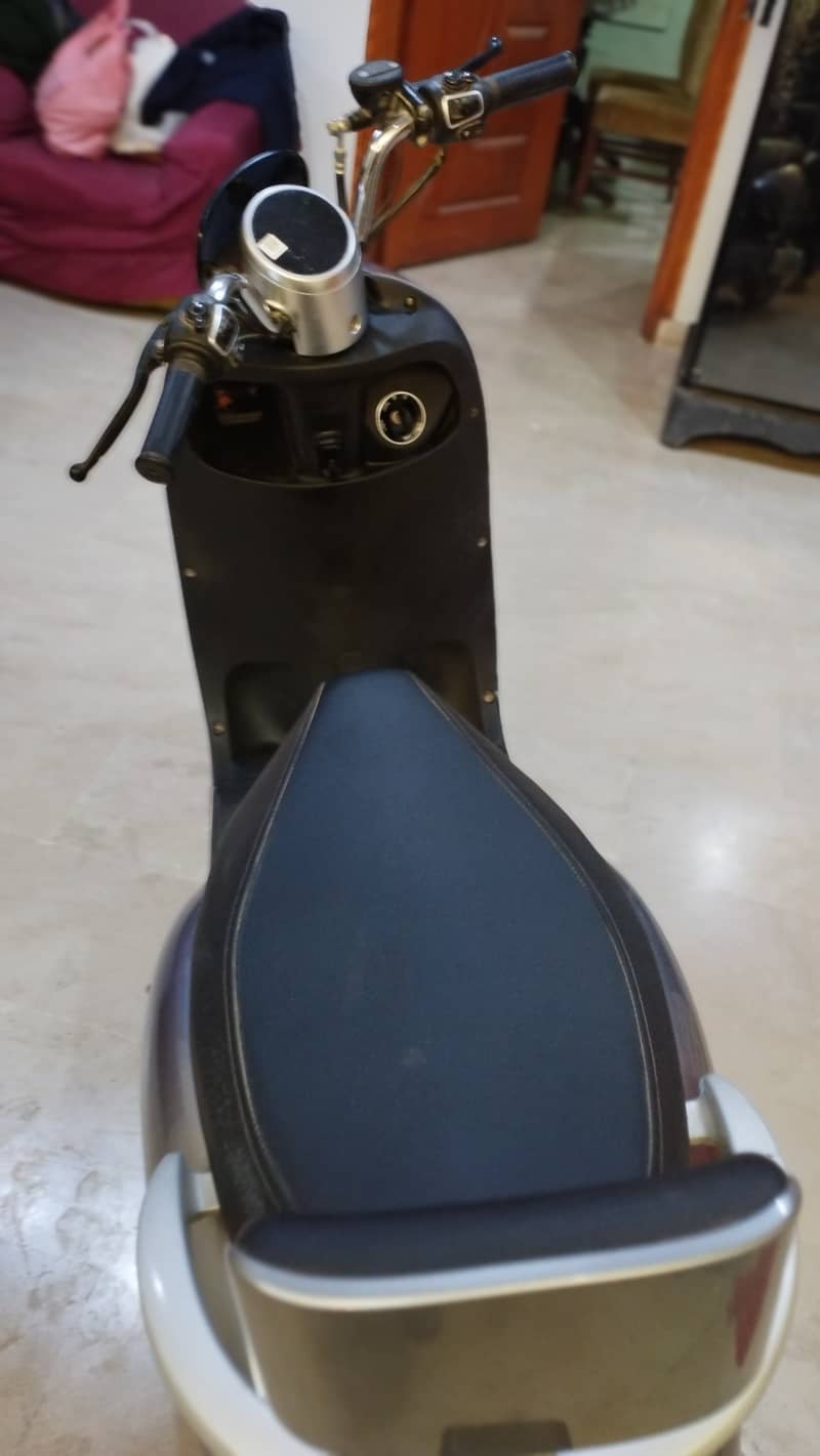 Metro M6 0