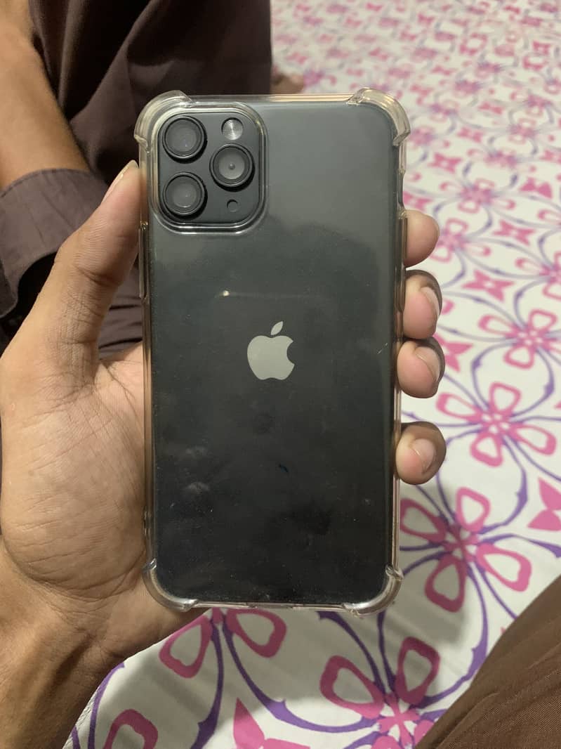 Apple iPhone X 5