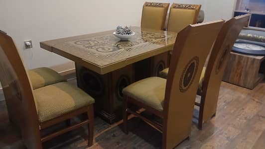 Dining table with 6 chairs