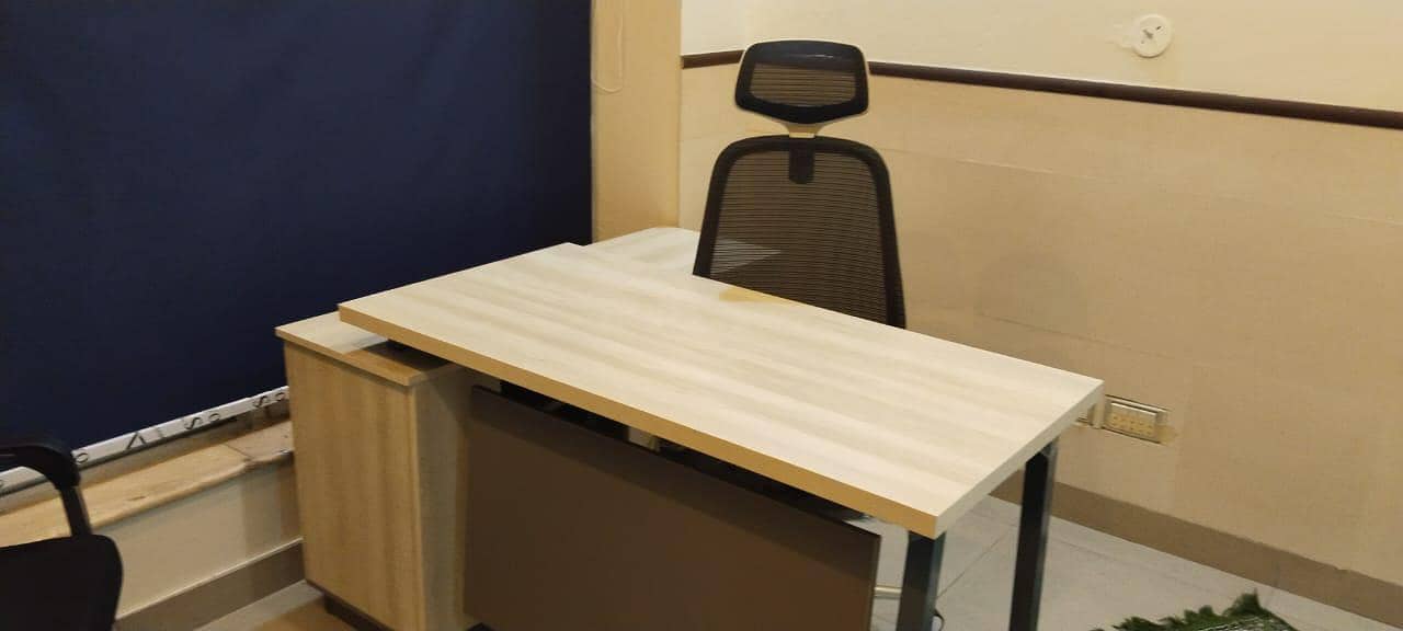 office table,manager table,table with side rack 6