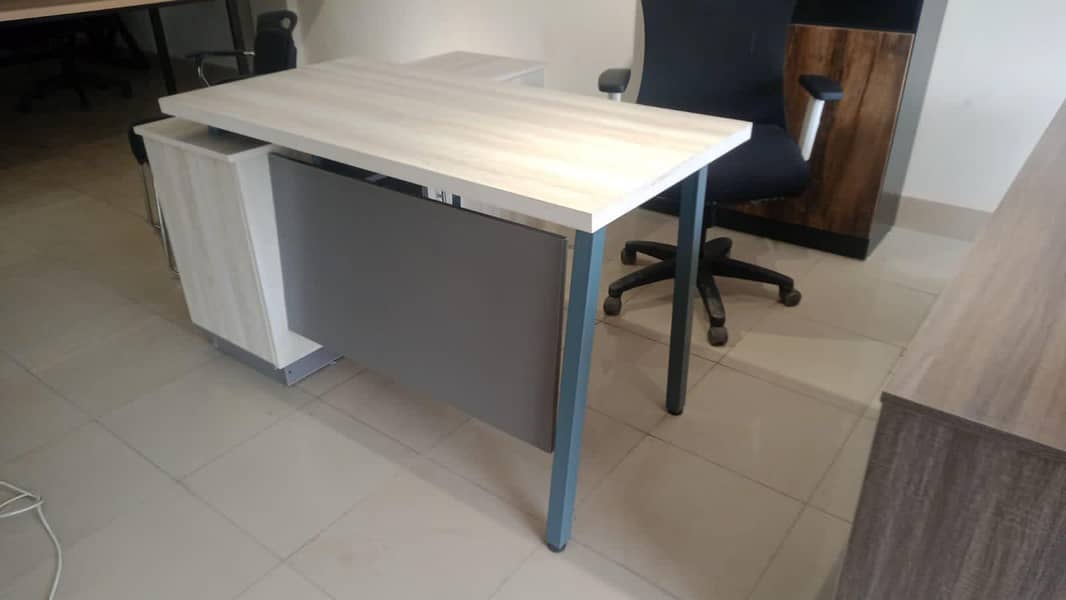 office table,manager table,table with side rack 9