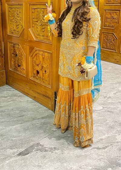 Mehndi  dress for sale