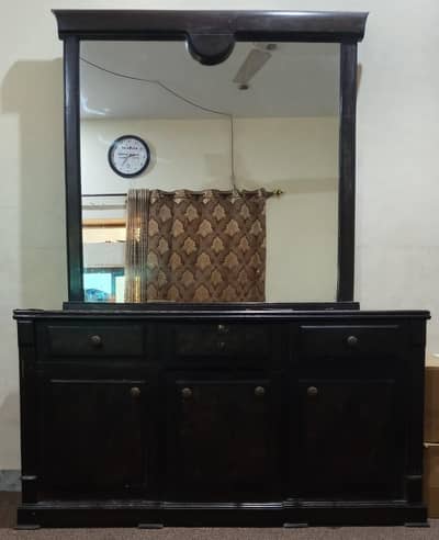 dressing table