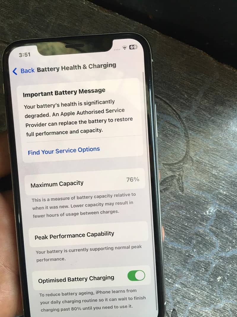 Apple iPhone XS 7