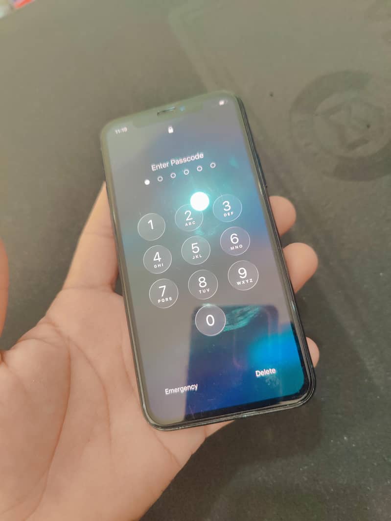 iPhone 11 Pro 1