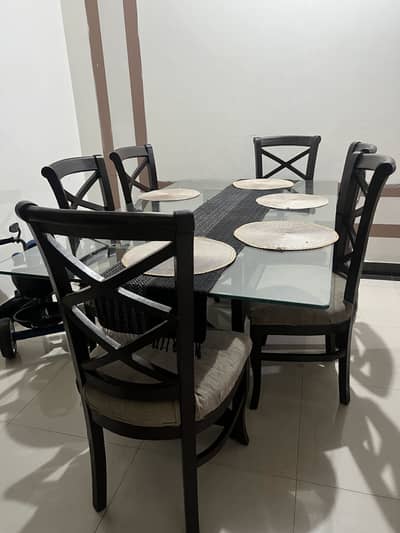 Dinning table with 6 chairs