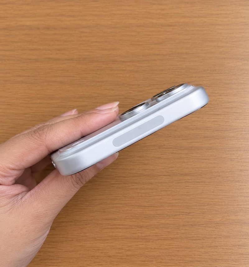 Apple iPhone 17 Pro Max 1