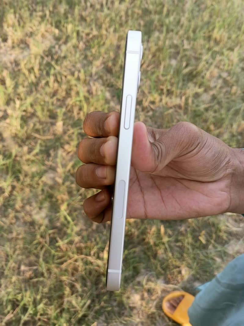 Apple iPhone 12 2
