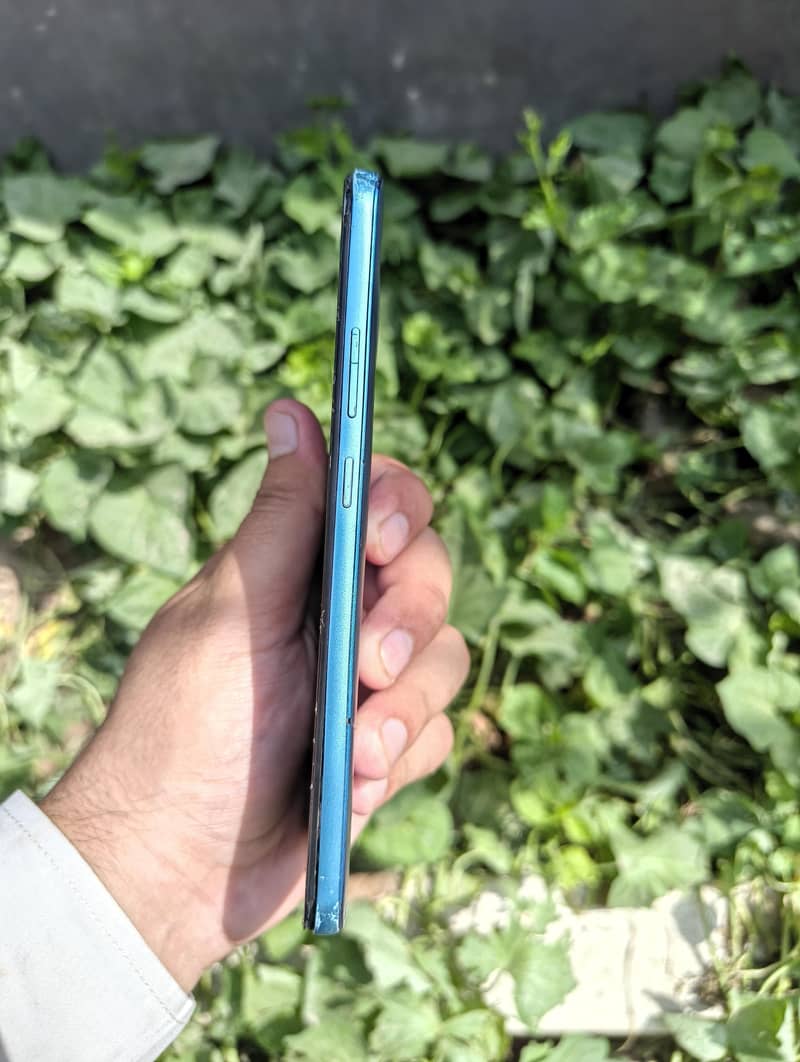 Nokia 3.4 with box. 4
