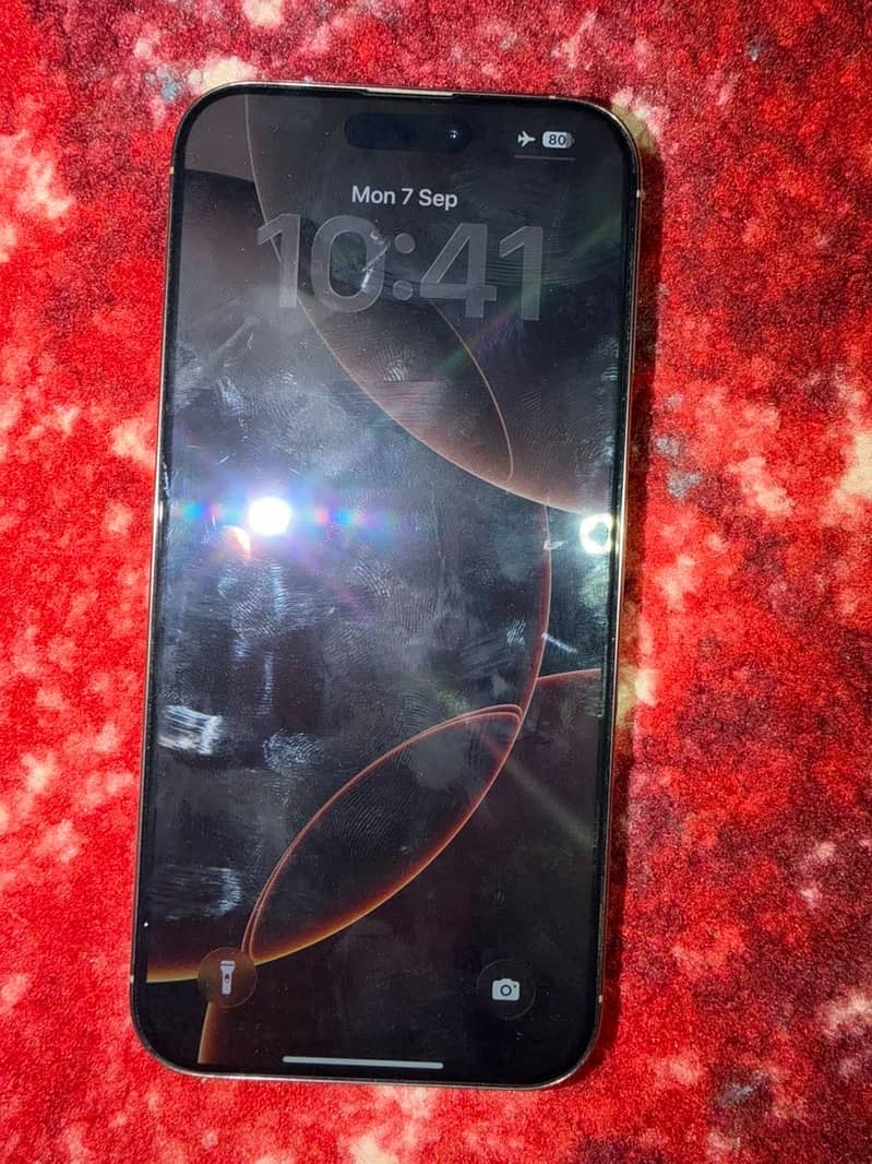Apple iPhone 16 Pro Max 2