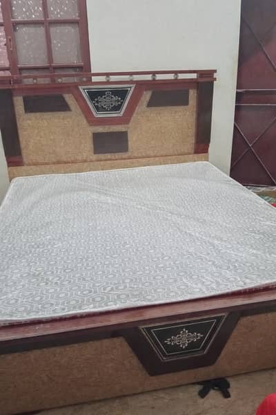 King size bed