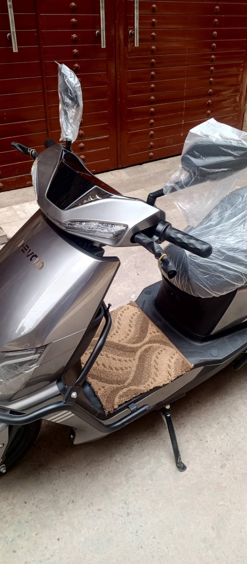 Revoo Scooty 0