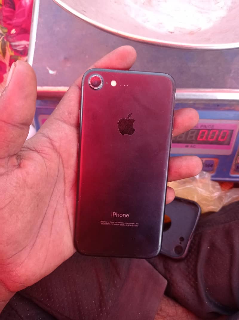 Apple iPhone 7 5