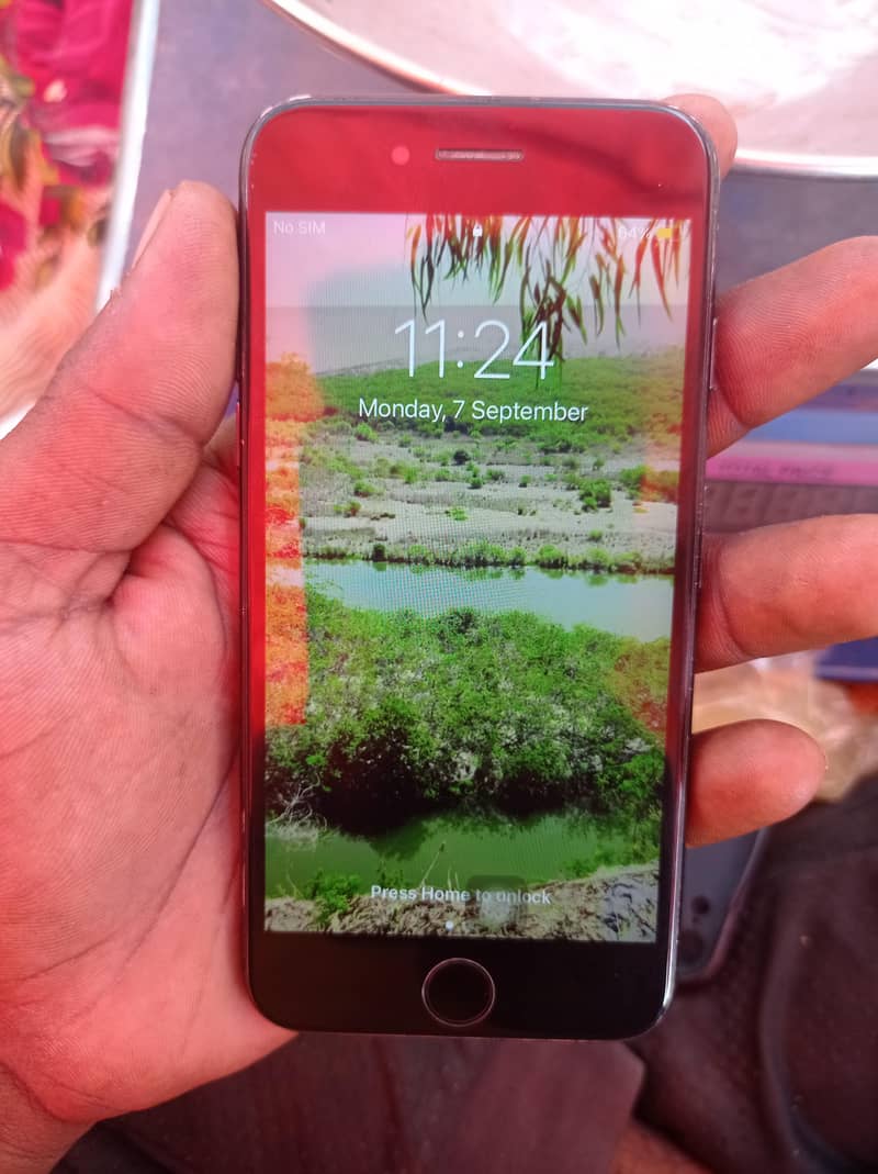 Apple iPhone 7 6