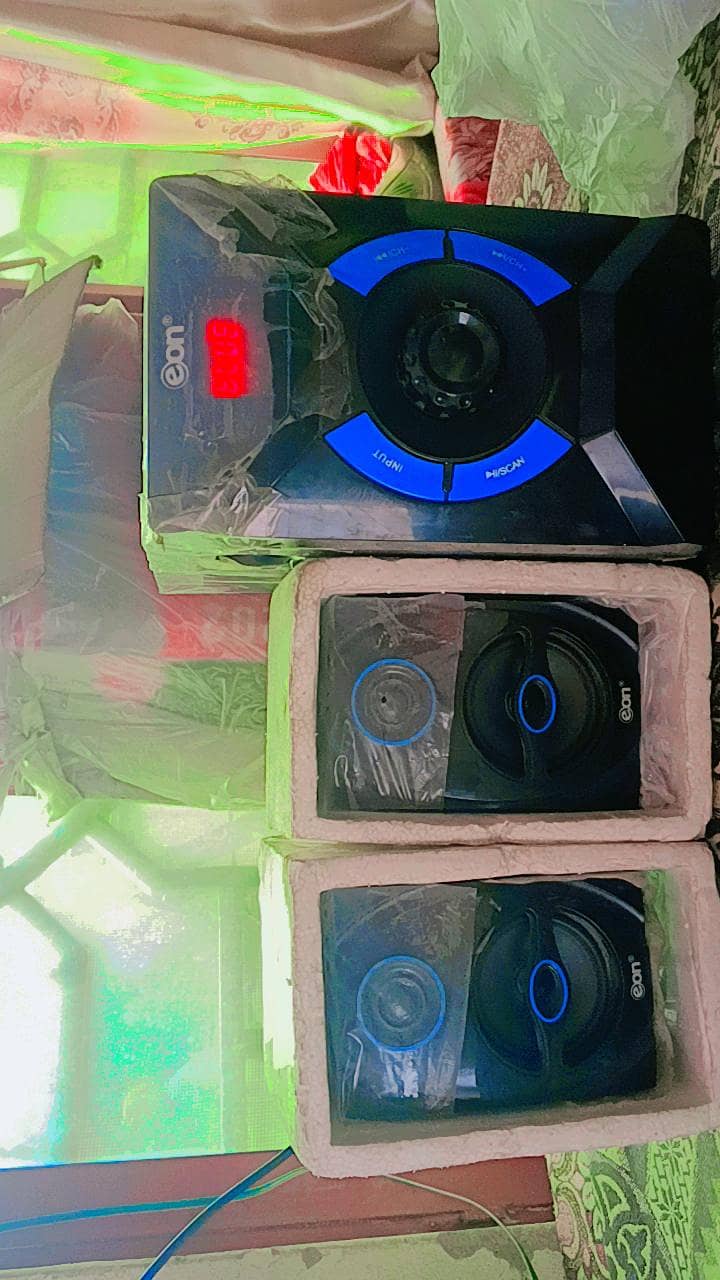 boofer. speaker 0
