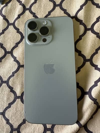 i phone 15 pro max (natural titanium)