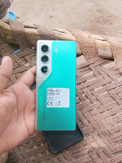 Tecno CAMON 40 Pro