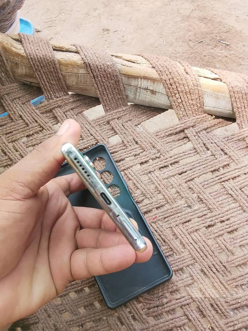 Tecno CAMON 40 Pro 2