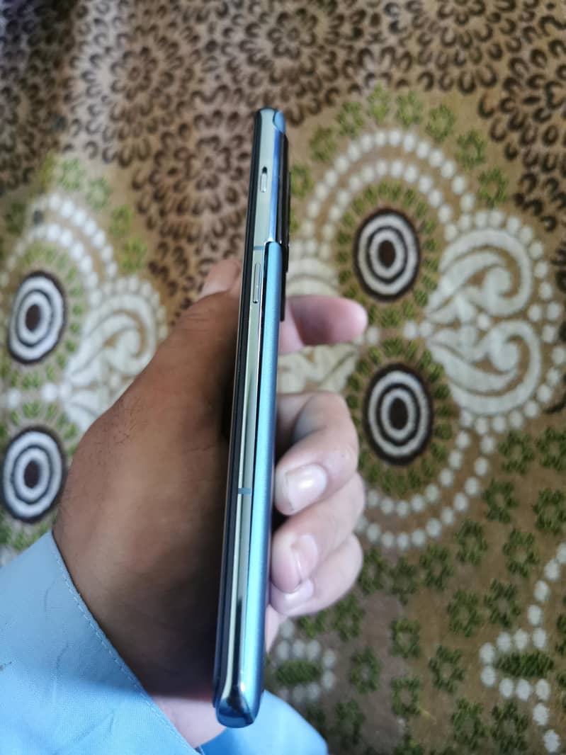 One Plus 10 Pro 3