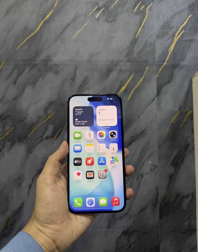 Apple iPhone 16 Plus 6