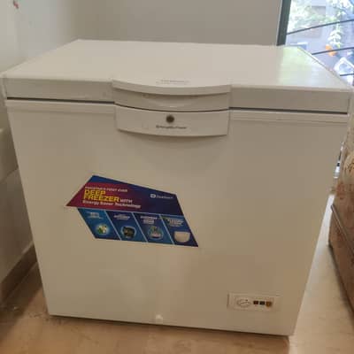 Deep freezer